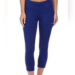 Blue Nike M Cropped Leggings